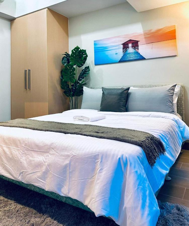 Uptown Parksuites Taguig Exterior photo